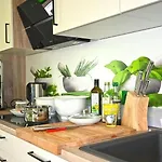 아파트 Budget At Marina By Kuhnle-tours *