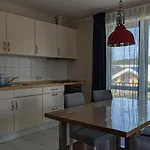 아파트 Budget At Marina By Kuhnle-tours *